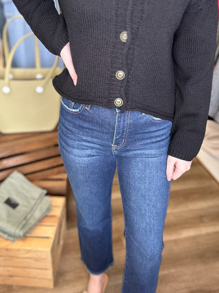 Straight Leg Crop Jeans - B3 Boutique, LLC