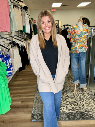 Knit Short Cardigan W/Pockets - B3 Boutique, LLC