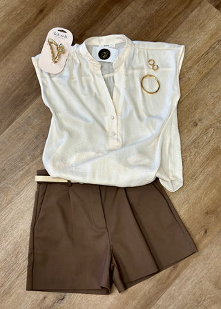 Stretch Bengaline Shorts - B3 Boutique, LLC