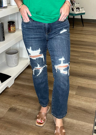 Judy Blue Mid Rise Crop Straight leg - B3 Boutique, LLC