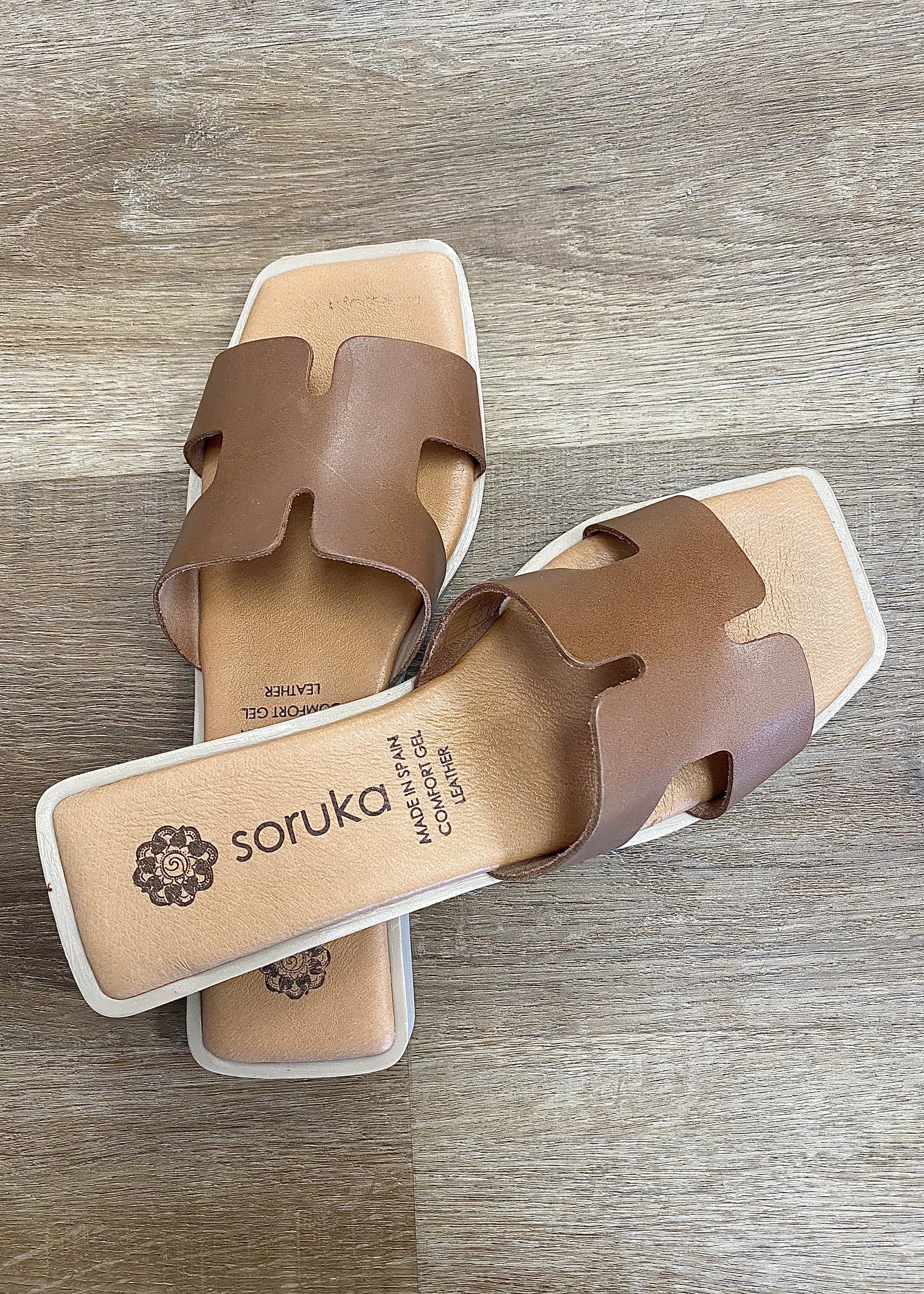 Daphne Sandal - B3 Boutique, LLC